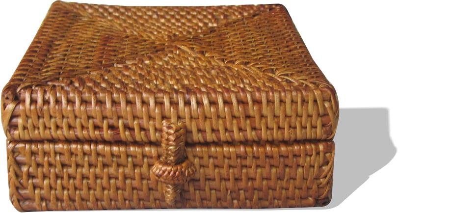 Kleine quadratische Schmuckbox