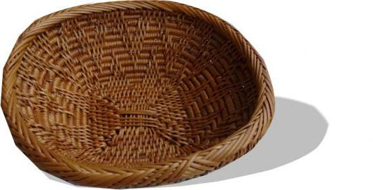 Quadratische handgeflochtene Beilagenschale aus Ate-Ate mit dekorativem Rand, ideal für Nüsse und kleine Beilagen, in zwei Größen erhältlich.